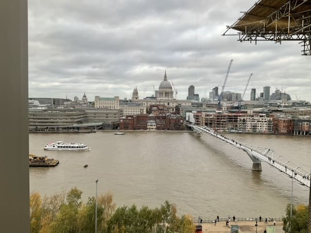 London Calling (2) London Calling (2)