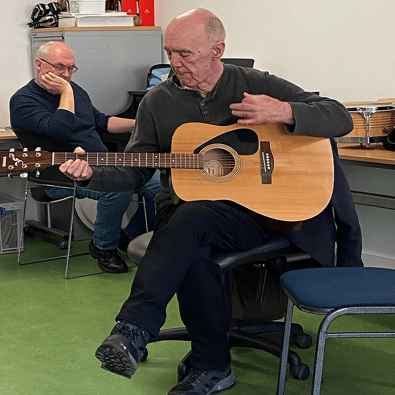 Guitar group - Paul